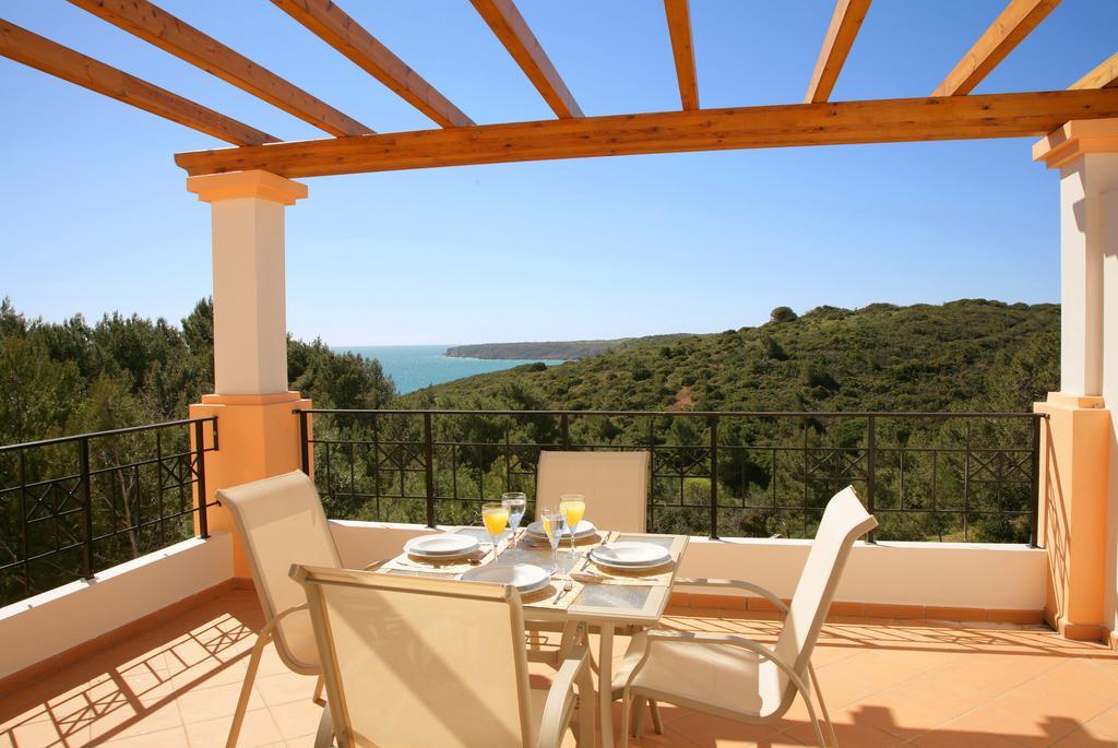 Nau Salema Beach Village Экстерьер фото